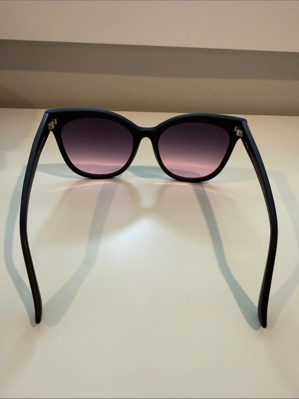 Quay Australia “It’s My Way” sunglasses